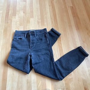 Madewell: 10in high rise skinny jean - black wash